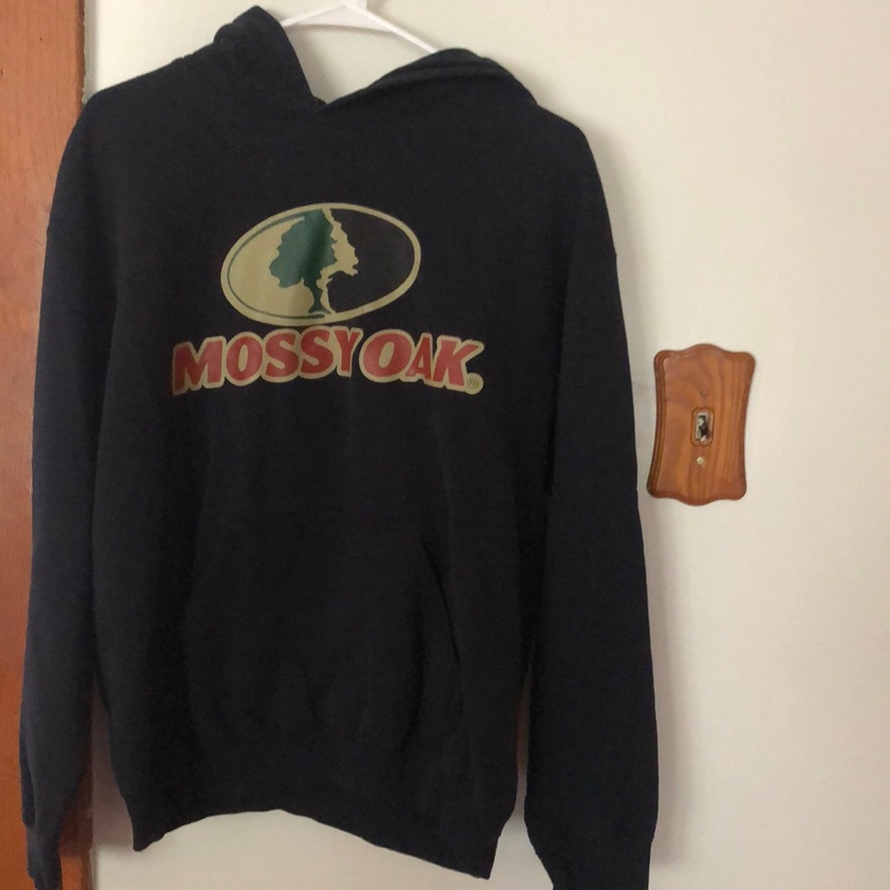 Black mossy oak hoodie